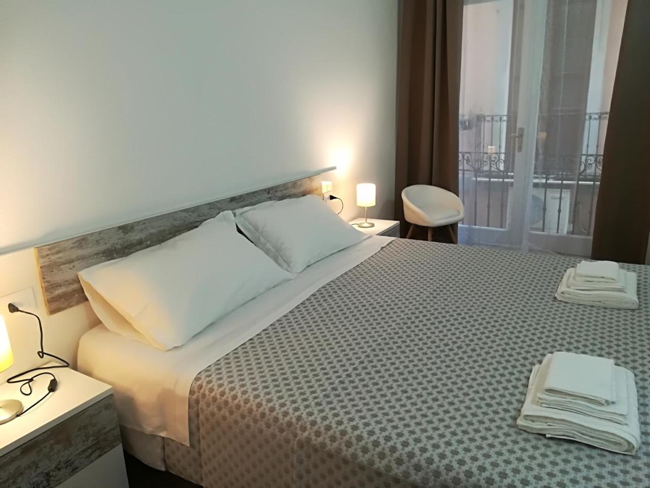 B.House Bed & Breakfast กาญารี ภายนอก รูปภาพ